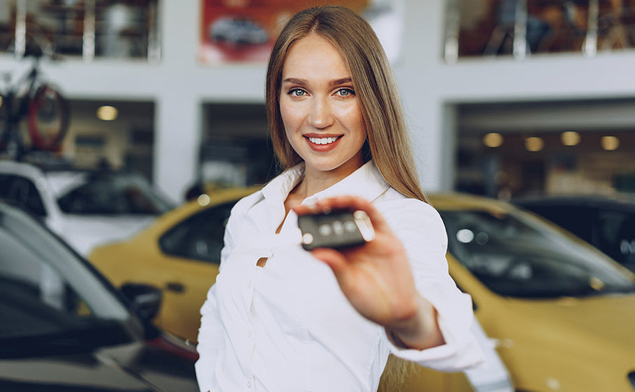 Guia do viajante para alugar um carro no exterior com uma carteira de motorista internacional